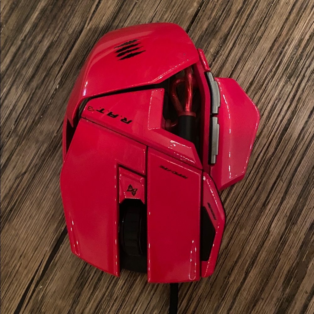 SOLD RAT.-3
Red Gaming Mouse. Tested. Working. - Picture 3 of 4